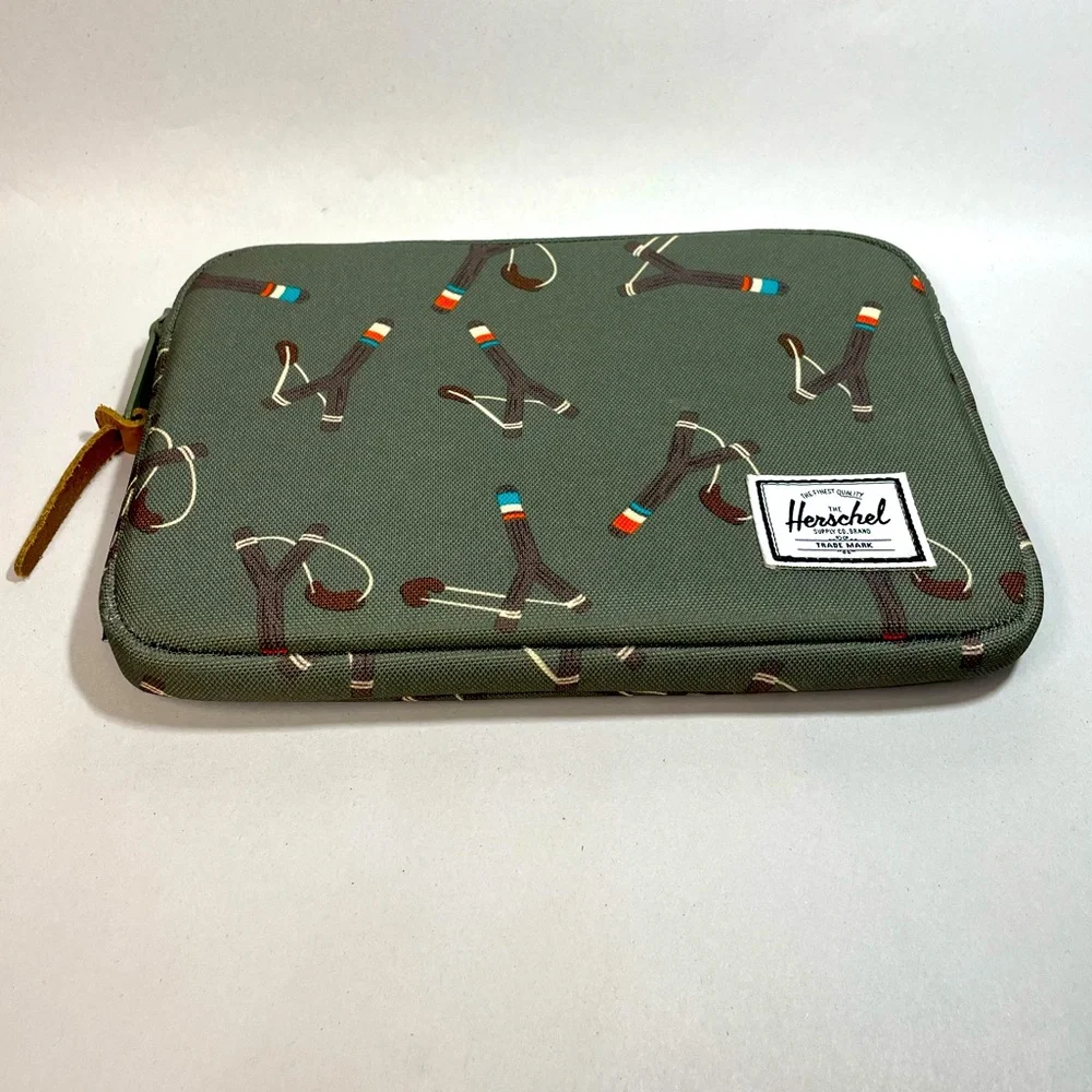 Herschel Anchor iPad mini tech pouch w/ sticks & stones slingshot pattern